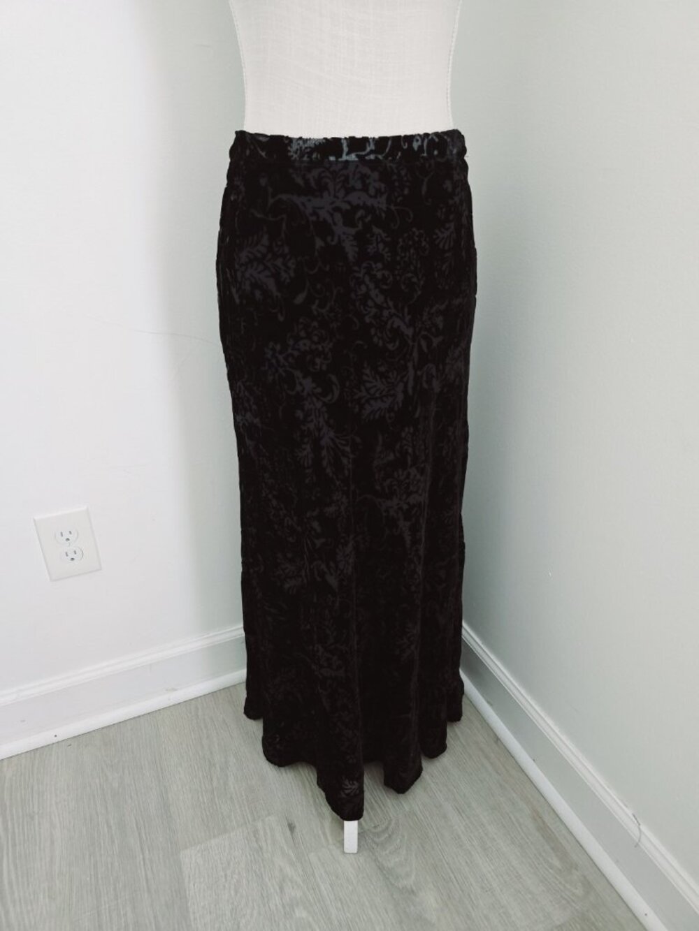 Lauren Ralph Lauren Vintage 90s Y2K Velvet Silk Maxi Skirt 16 L Black Floral